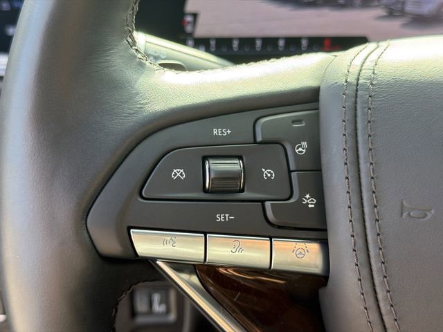 Used 2024 Cadillac Escalade Sport Platinum w/ LPO, ONYX Package image 26