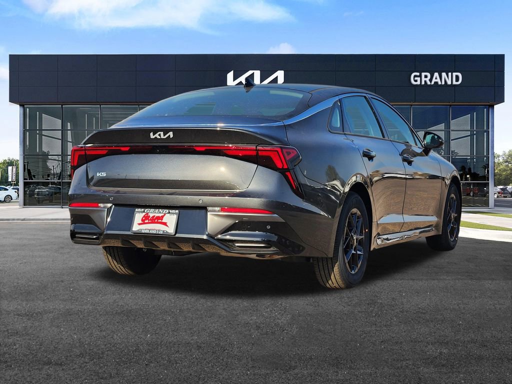 New 2026 Kia K5 LXS image 8