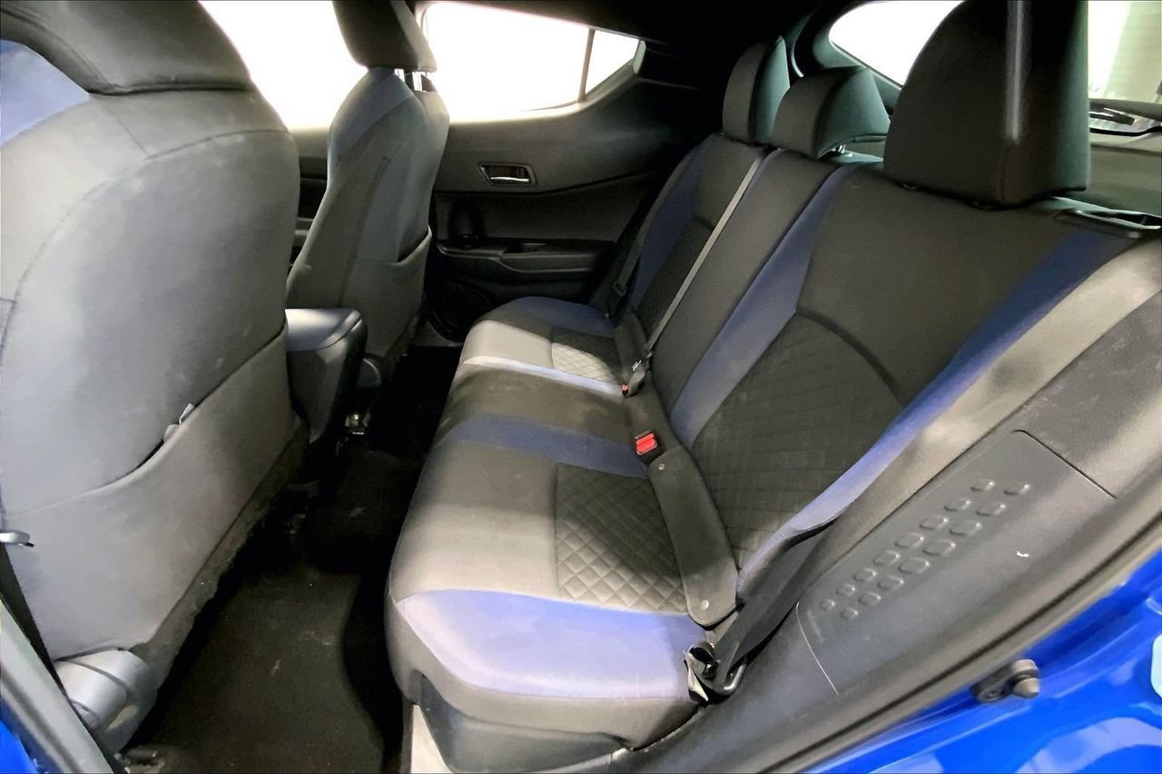Used 2022 Toyota C-HR XLE FWD image 24