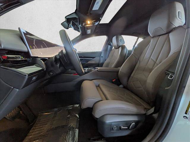 Used 2026 BMW 530i RWD image 4