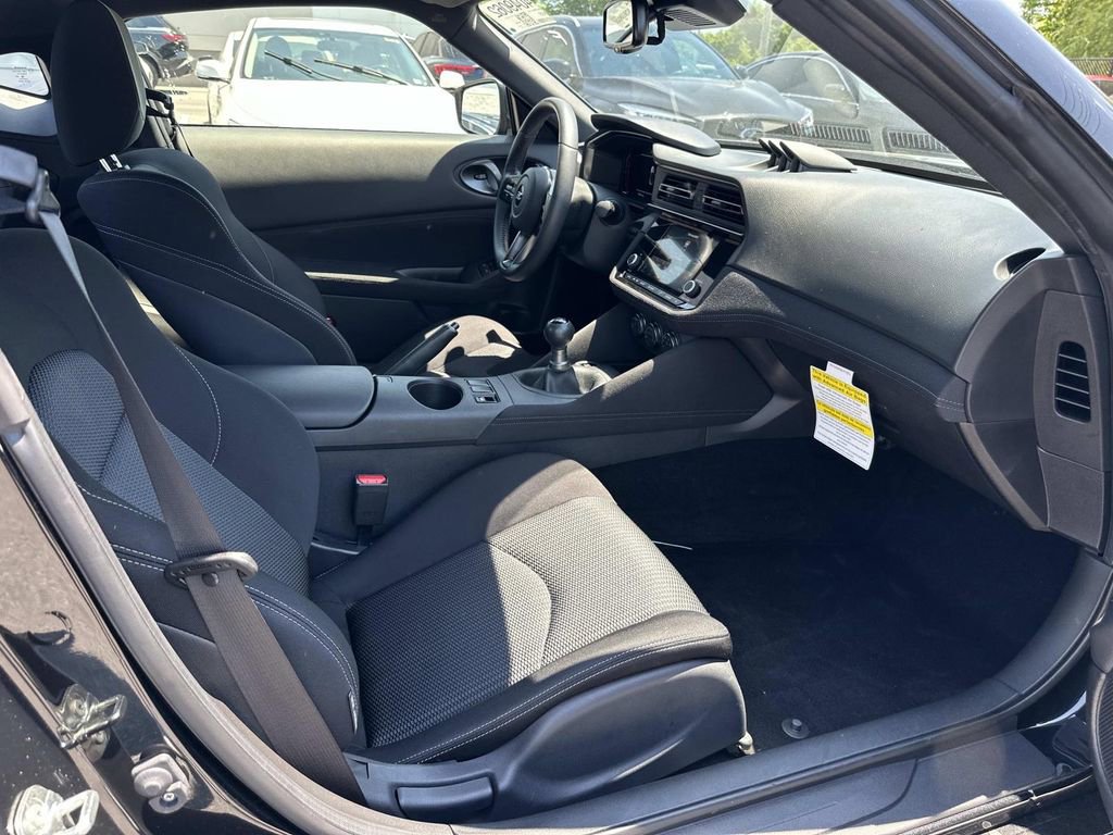 Used 2025 Nissan Z Sport w/ Floor Mat Package RWD image 32