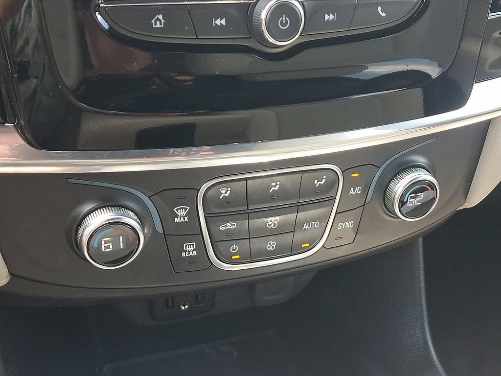 Certified 2023 Chevrolet Traverse LS FWD image 16
