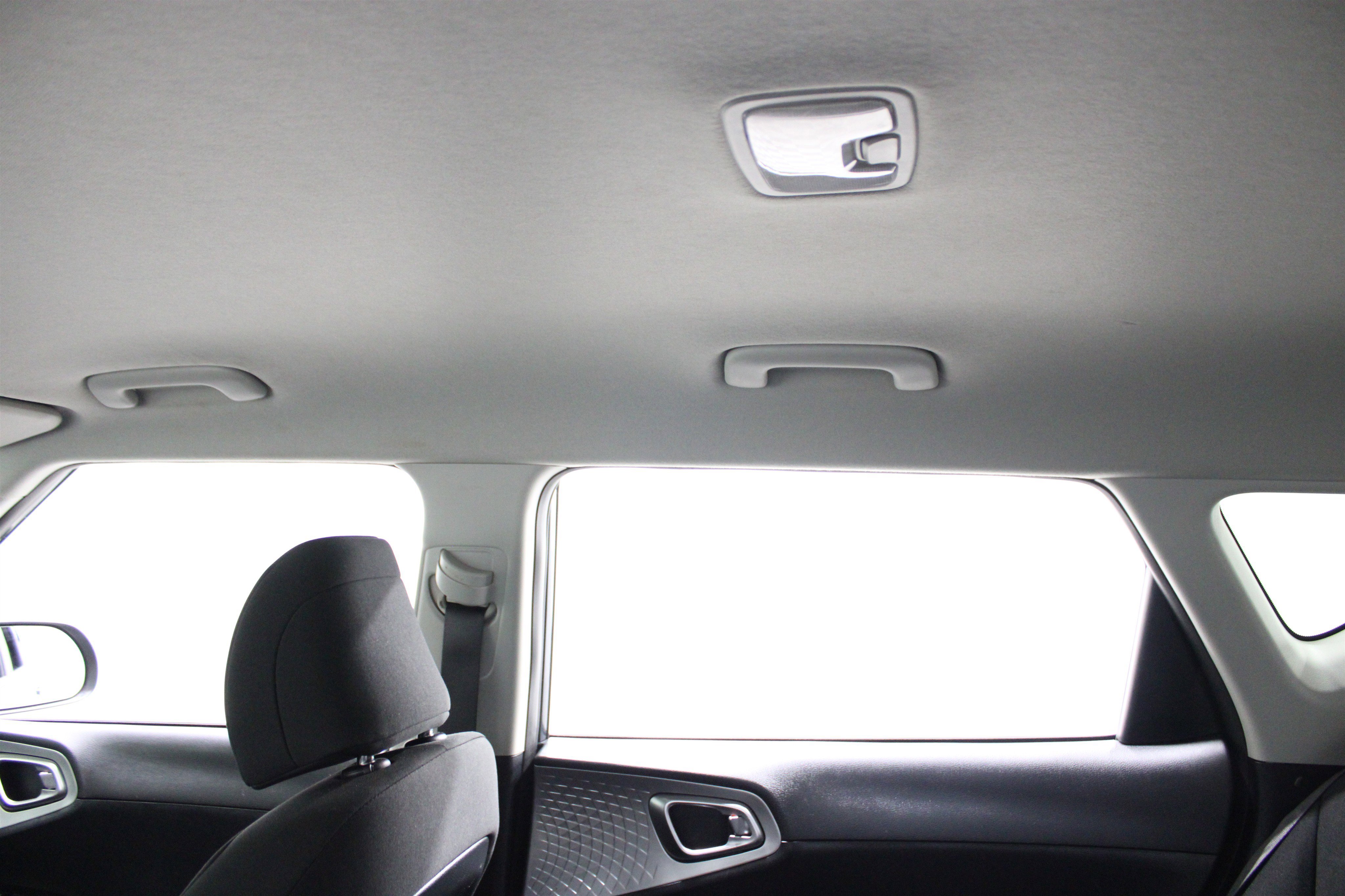 Used 2023 Kia Soul LX image 19