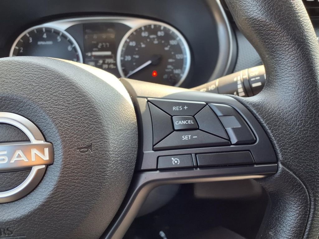 Used 2025 Nissan Kicks Play S FWD image 15