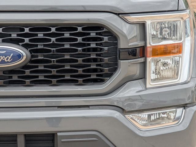 Used 2021 Ford F150 XL w/ STX Appearance Package RWD image 8