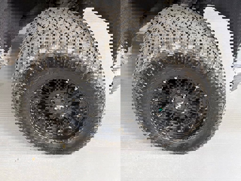 Used 2017 Chevrolet Silverado 1500 LTZ image 20