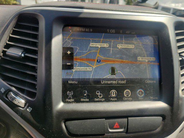 Used 2017 Jeep Cherokee Trailhawk w/ Trailer Tow Group image 5