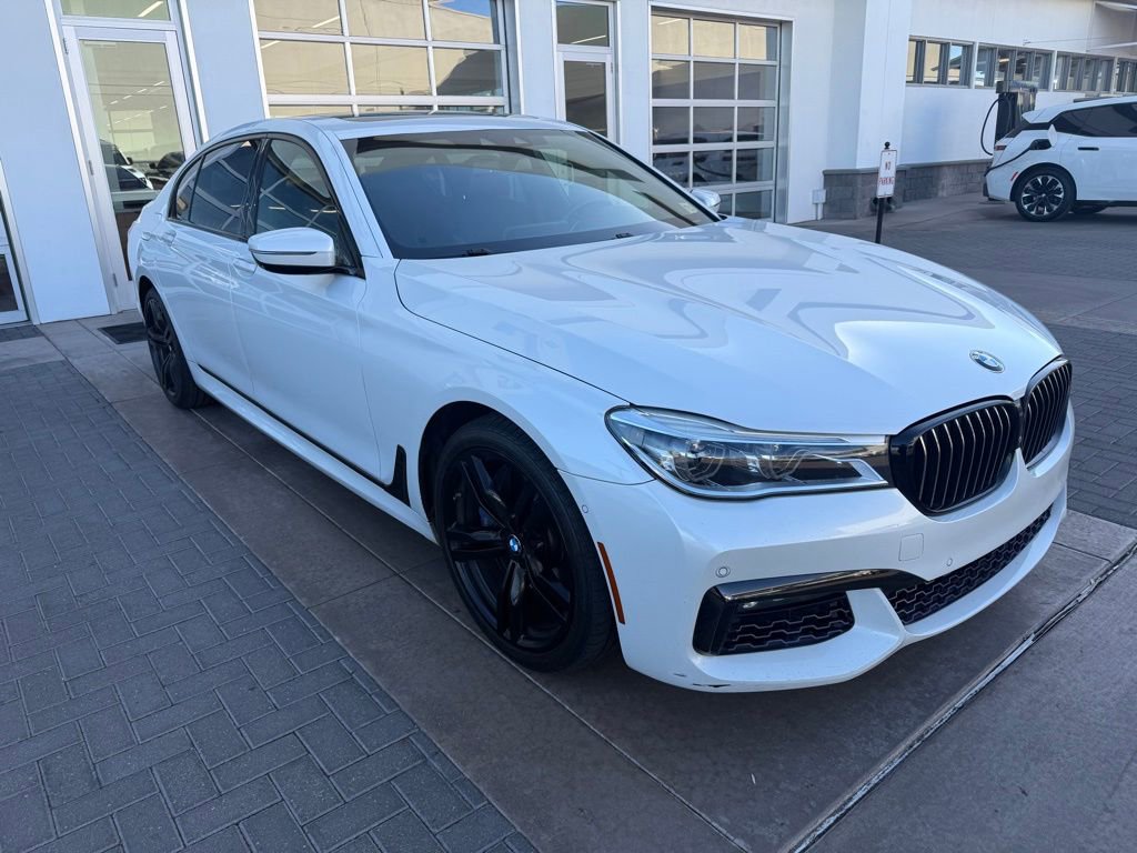 Used 2018 BMW 750i 750i image 2