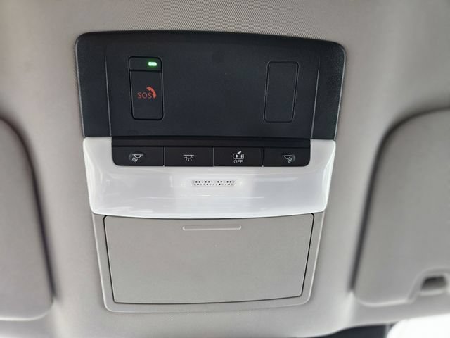 Used 2025 Nissan Pathfinder SV FWD image 28