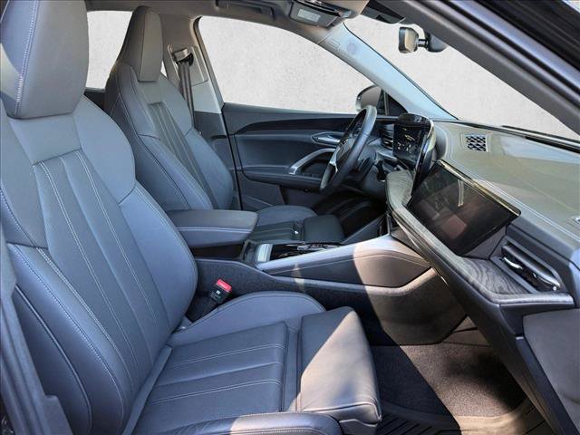 Used 2025 Audi Q5 Prestige AWD/4WD image 23
