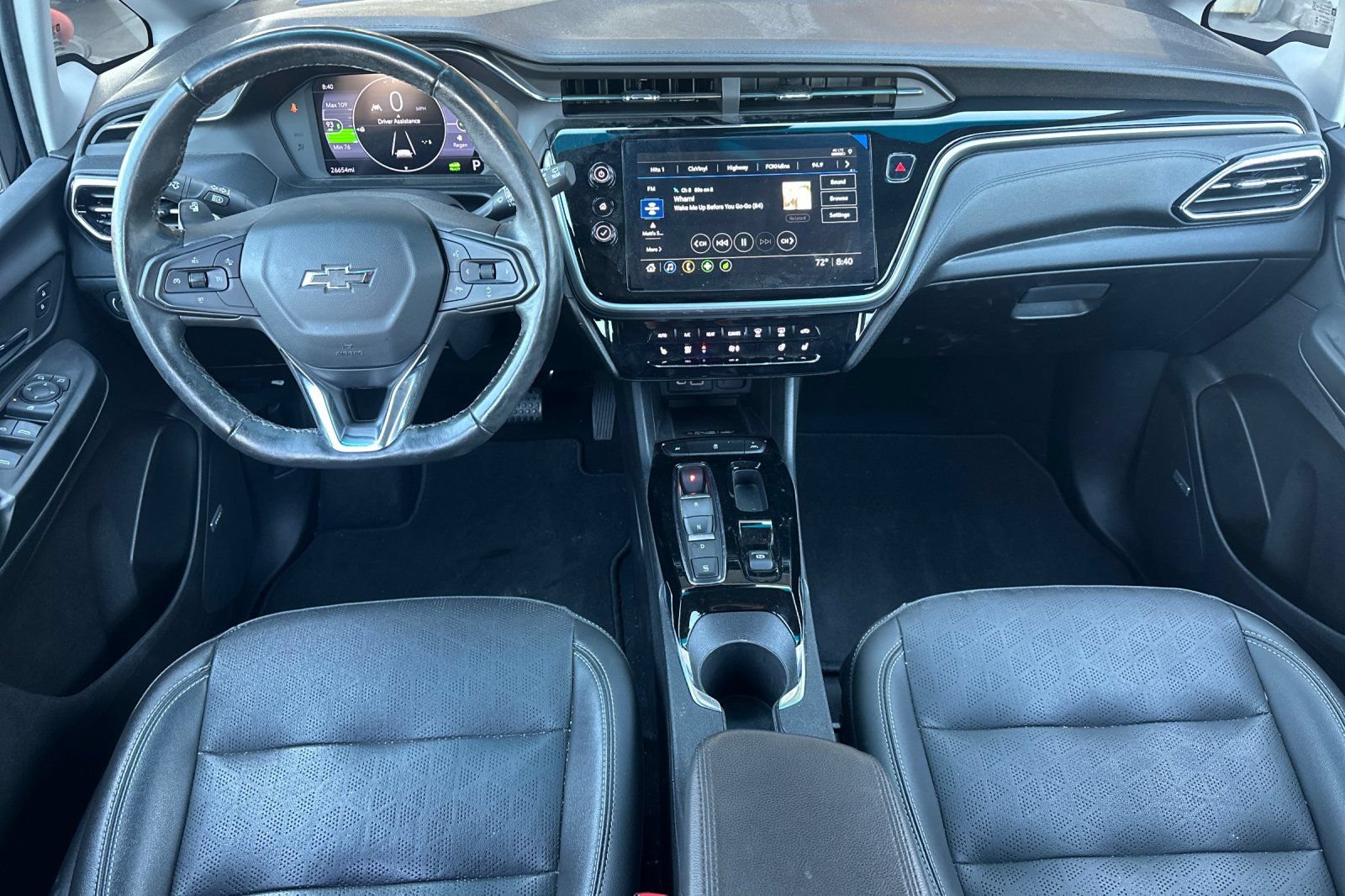 Used 2023 Chevrolet Bolt LT w/ Infotainment Package FWD image 12
