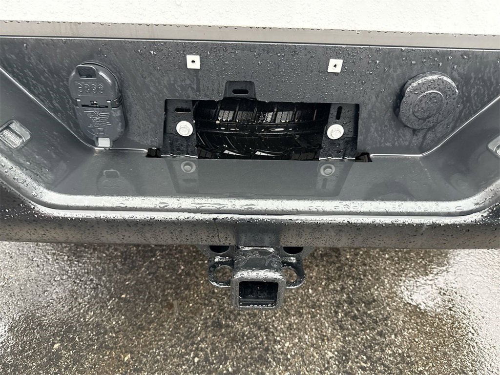 Used 2023 Chevrolet Silverado 1500 W/T w/ Trailering Package image 6