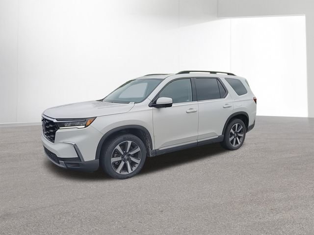 Used 2023 Honda Pilot Elite image 4
