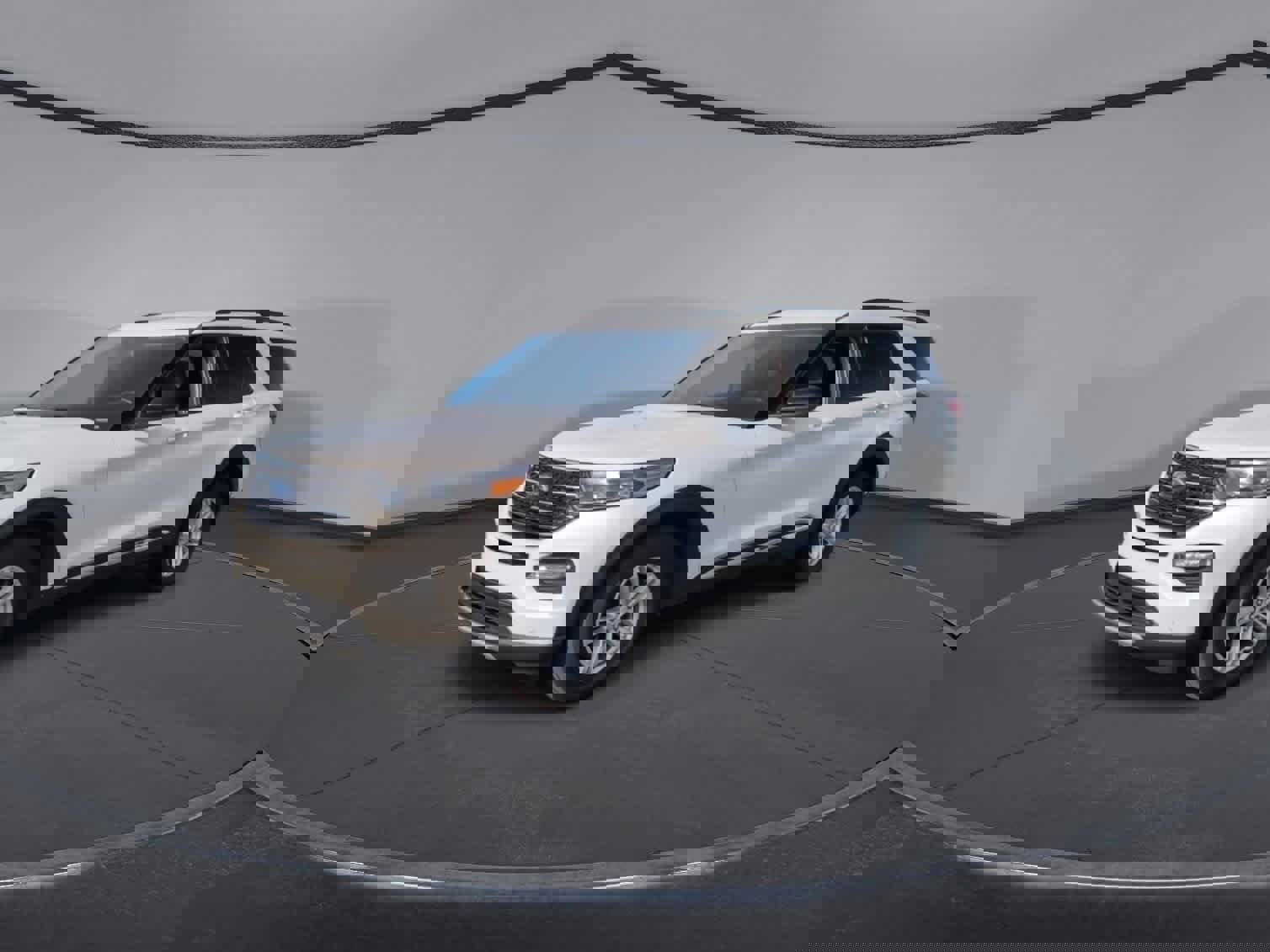 Certified 2023 Ford Explorer XLT w/ Equipment Group 202A image 4