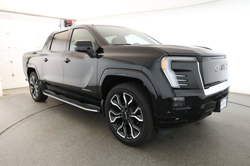 Used 2025 GMC Sierra EV Denali image 3