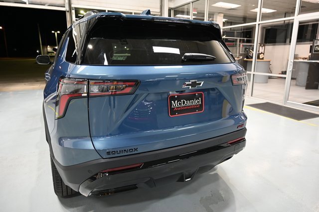 New 2026 Chevrolet Equinox RS w/ LPO, Floor Liner Package image 6