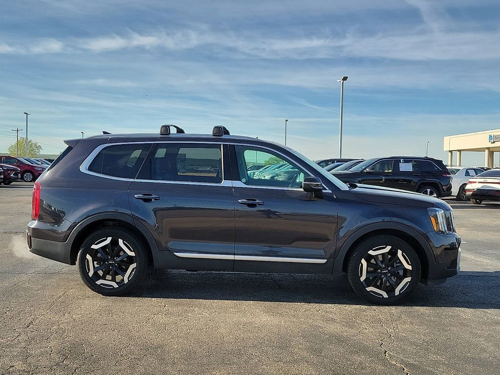 Used 2025 Kia Telluride S AWD/4WD image 6