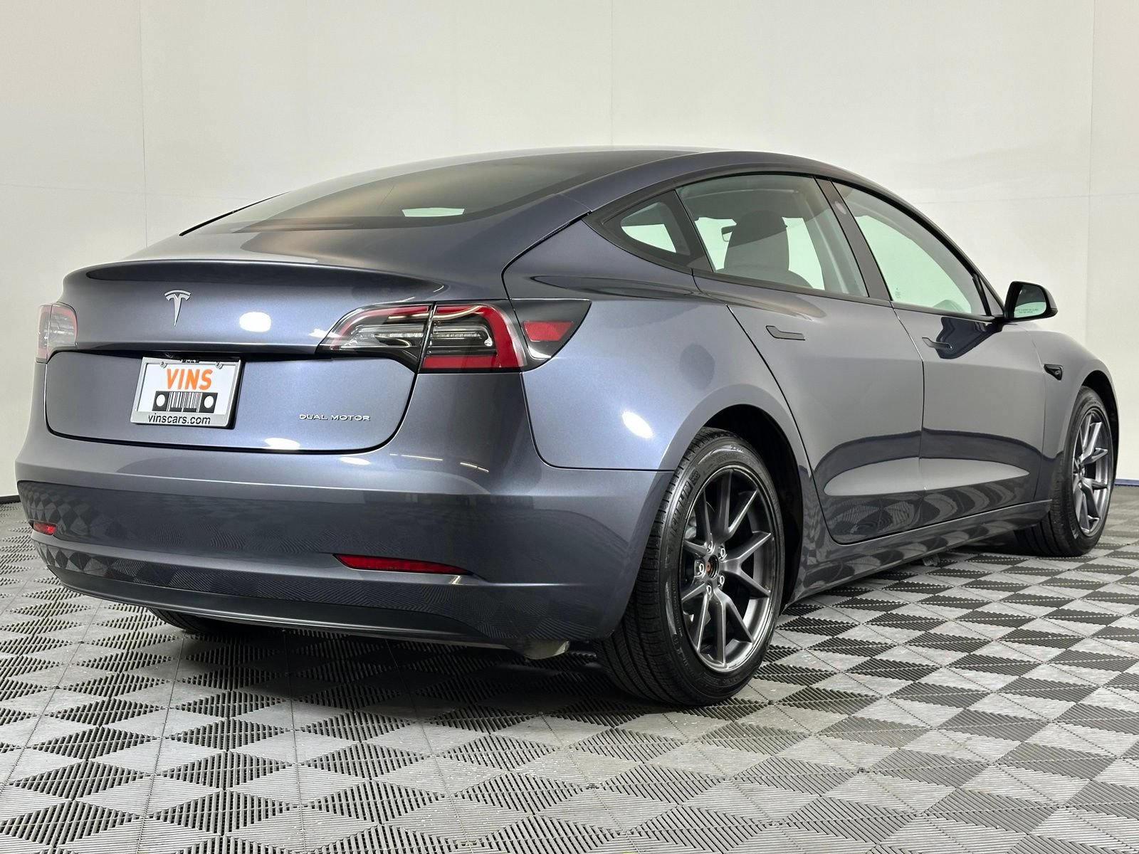 Used 2023 Tesla Model 3 Long Range AWD/4WD image 4