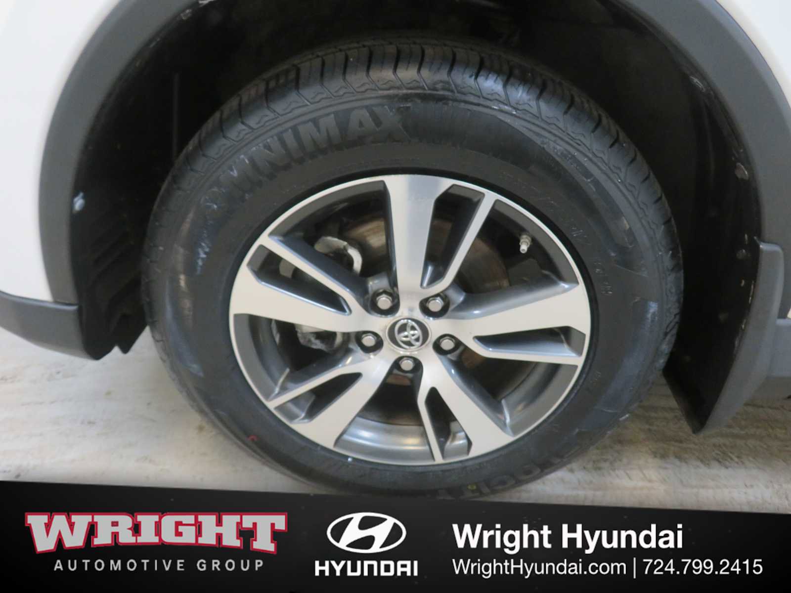 Used 2016 Toyota RAV4 XLE w/ Convenience Package image 8