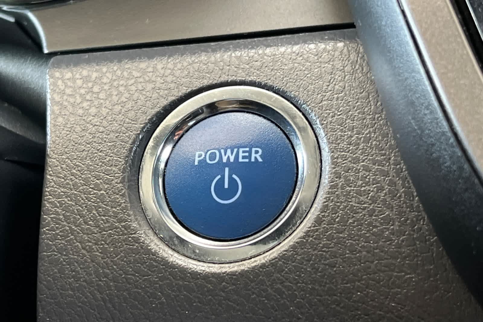 Used 2022 Toyota Camry LE FWD image 22