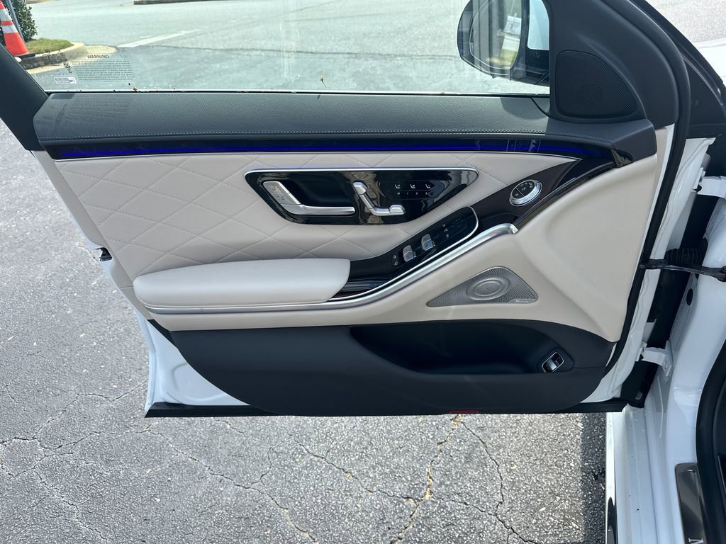 New 2026 Mercedes-Benz S 580 4MATIC Sedan image 10