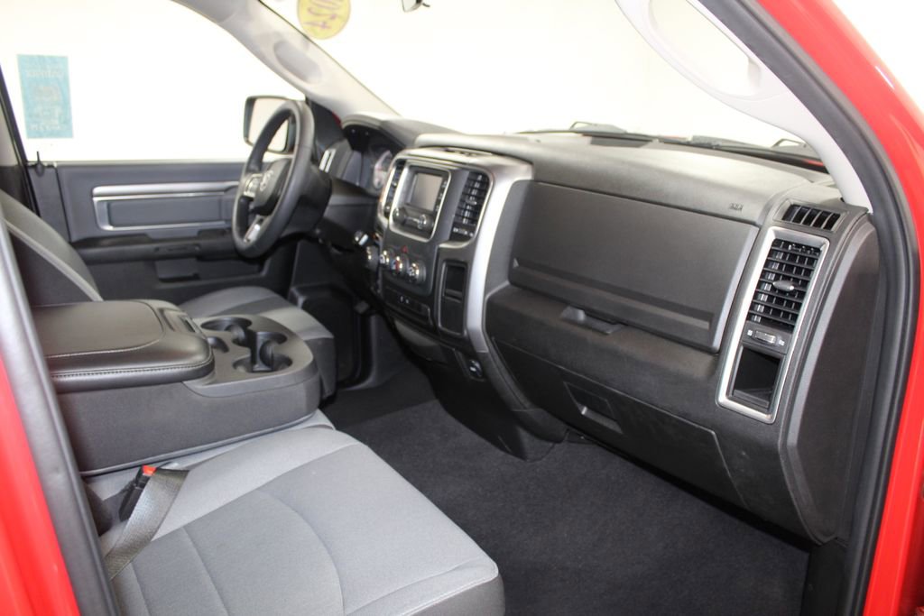 Used 2024 RAM 1500 Classic SLT image 26