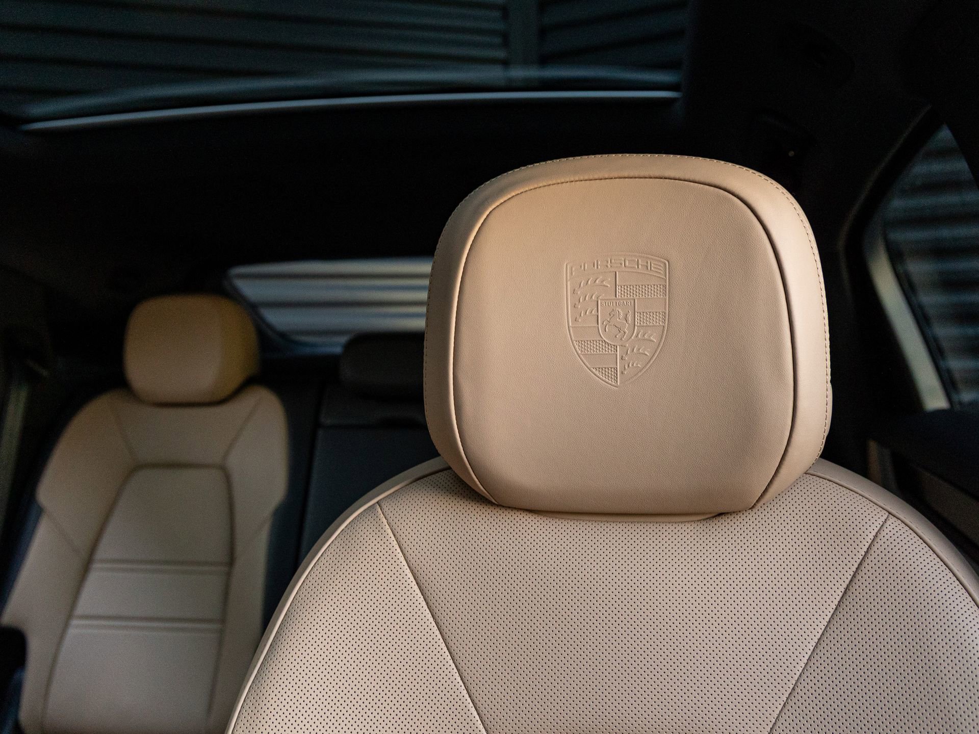 New 2026 Porsche Cayenne E-Hybrid Coupe image 16