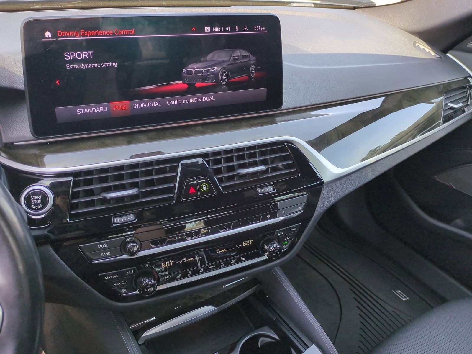 Used 2023 BMW 540i w/ Executive Package image 30