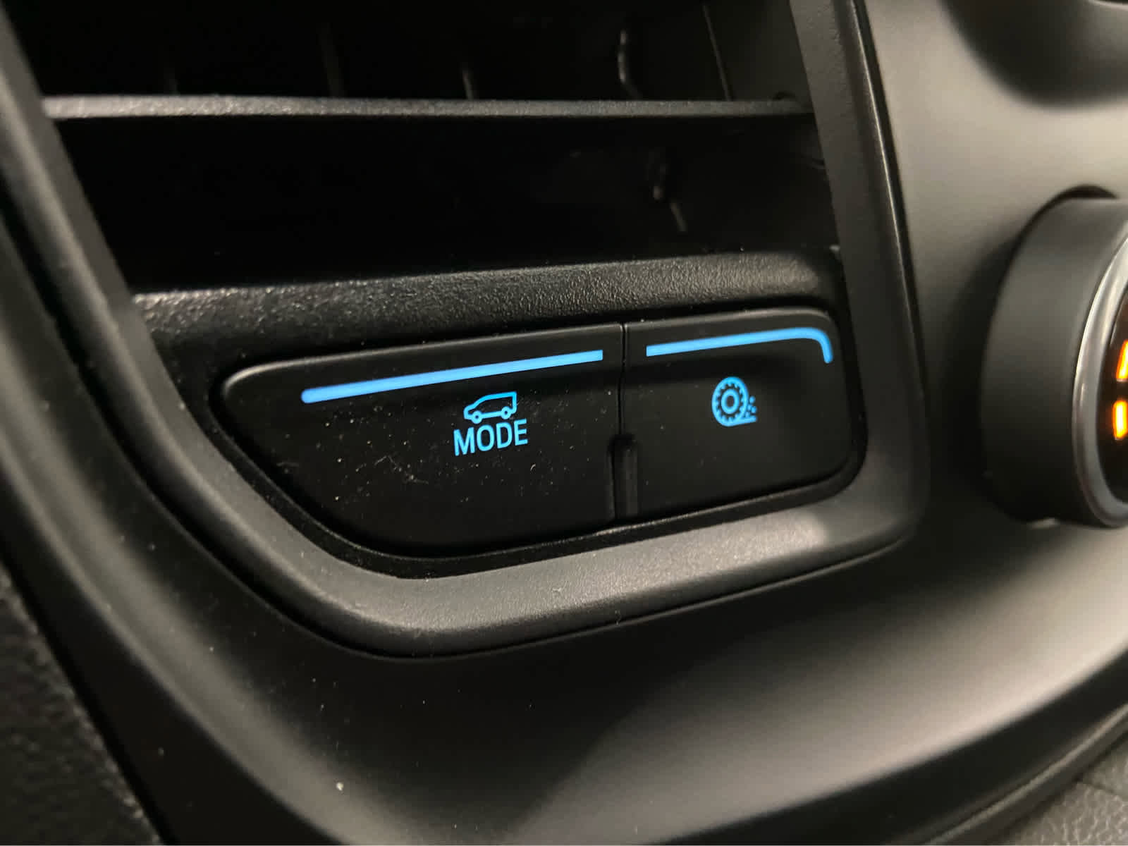 Used 2023 Ford Transit 250 Low Roof w/ Exterior Upgrade Package image 28