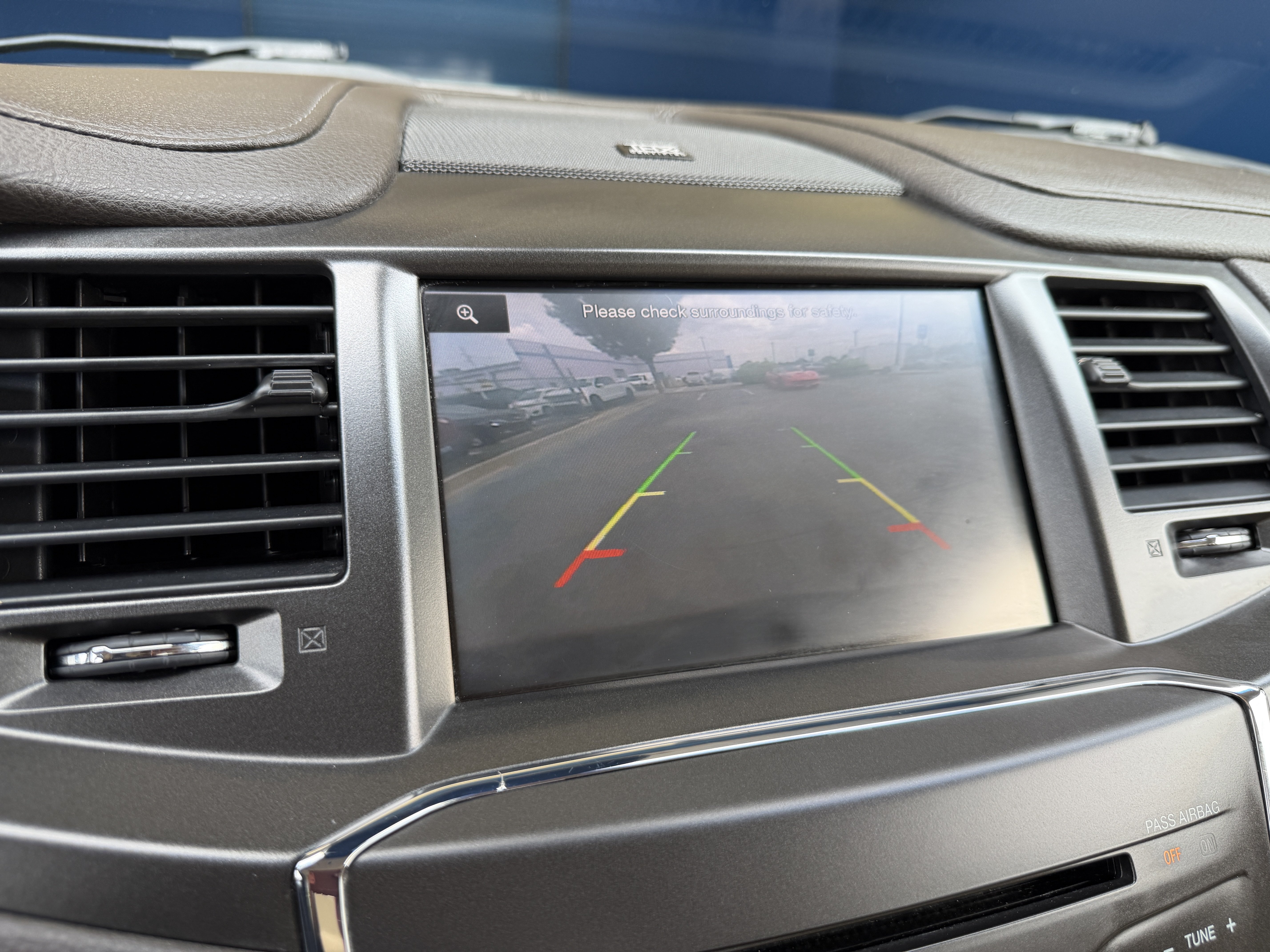 Used 2014 Lincoln MKS w/ Equipment Group 101A FWD image 21