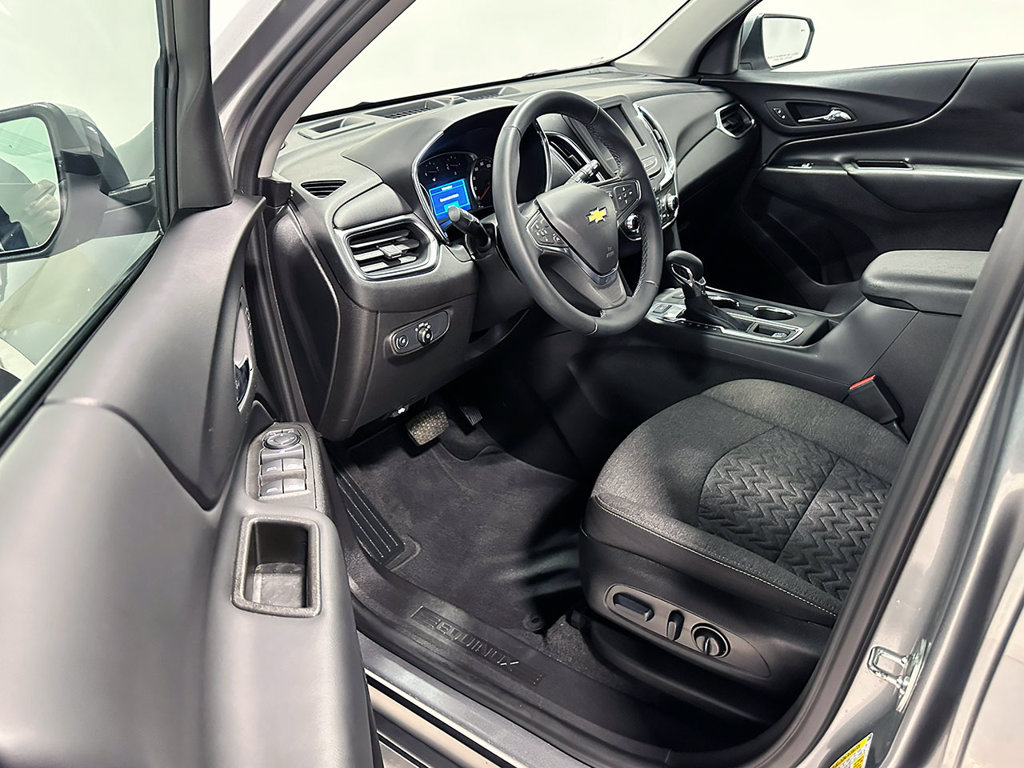 Used 2024 Chevrolet Equinox LT AWD/4WD image 19