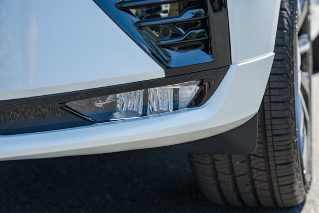 New 2026 Volvo XC60 B5 Plus w/ Protection Package Premier AWD/4WD image 15