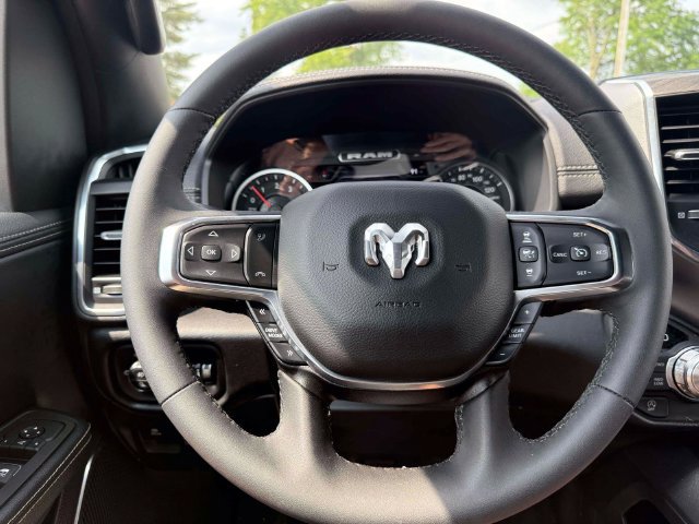Used 2026 RAM 1500 Laramie AWD/4WD image 21