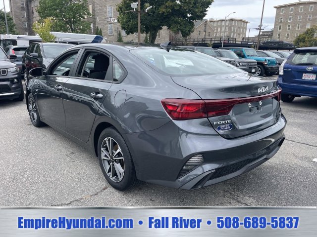 Used 2024 Kia Forte LXS FWD image 7