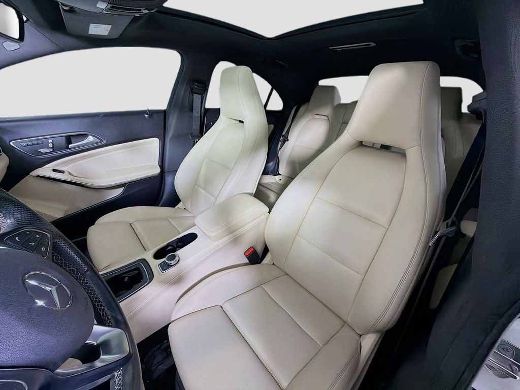 Used 2019 Mercedes-Benz CLA 250 4MATIC image 13
