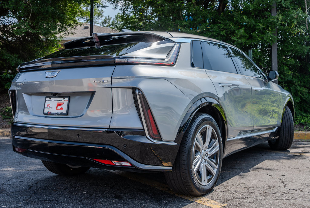 Used 2024 Cadillac Lyriq Tech RWD image 27