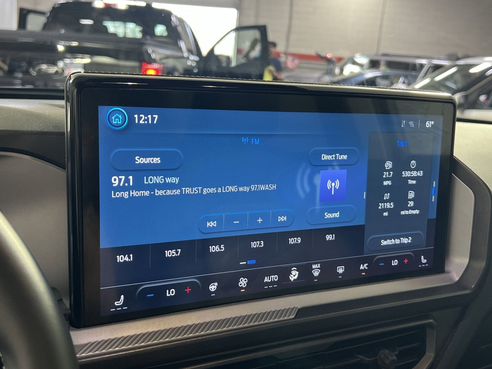 Used 2025 Ford Bronco Sport Badlands image 18