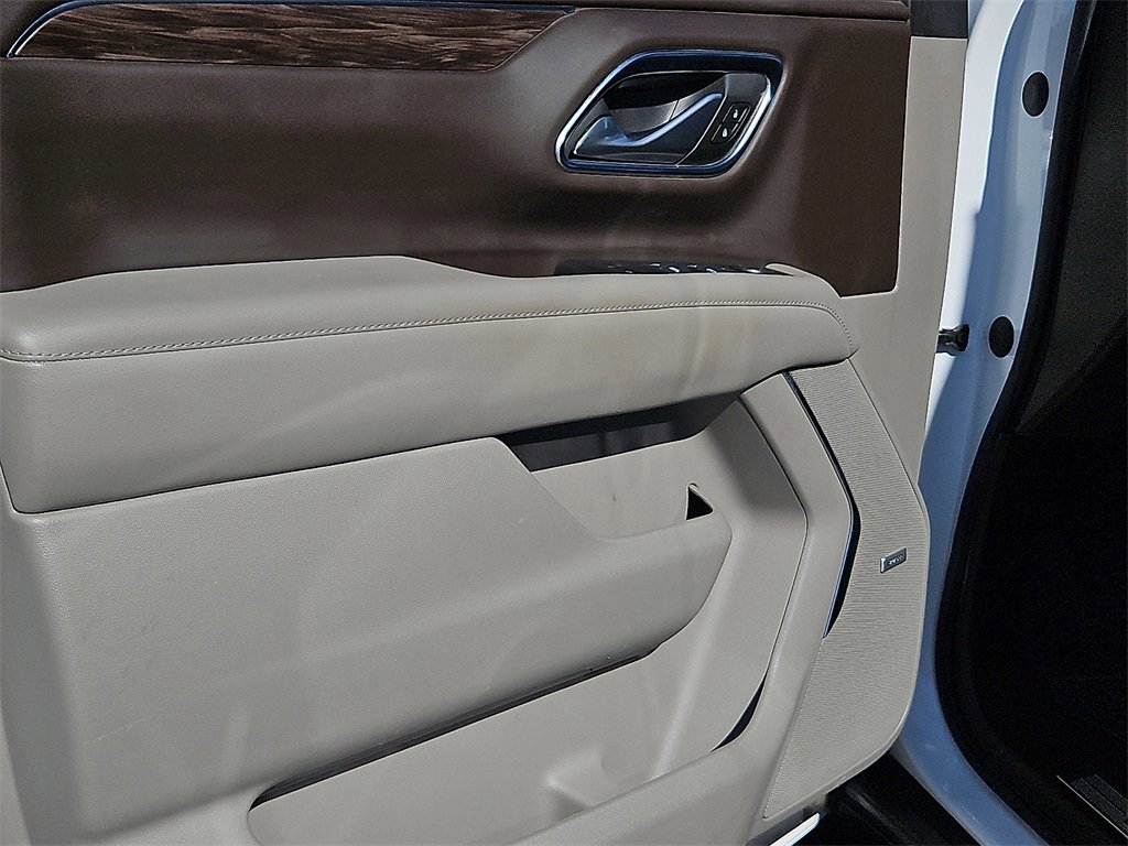 Used 2022 Chevrolet Tahoe LT w/ LT Signature Plus Package image 22