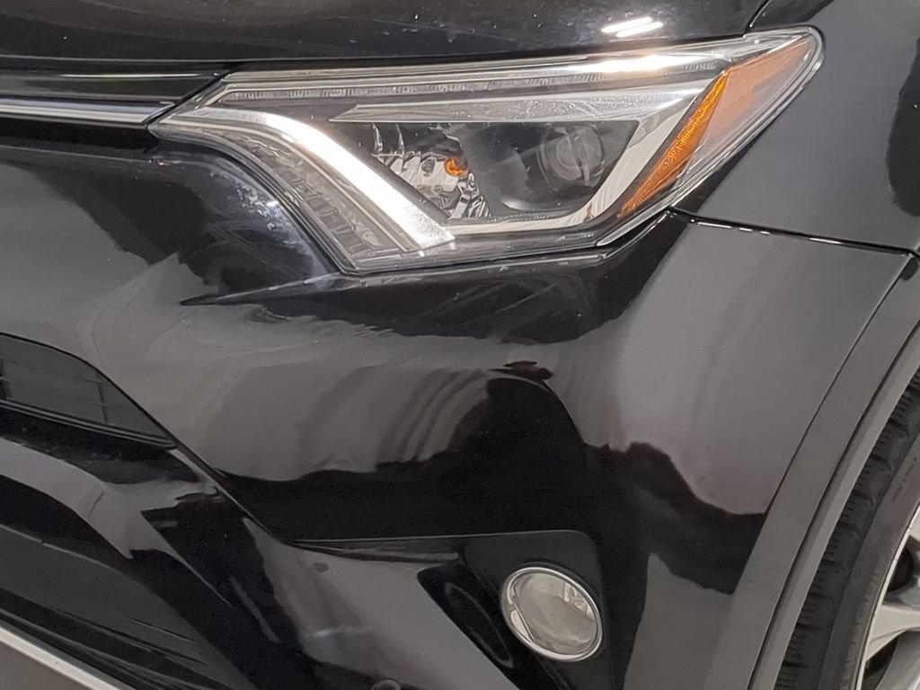 Used 2016 Toyota RAV4 Limited AWD/4WD image 14