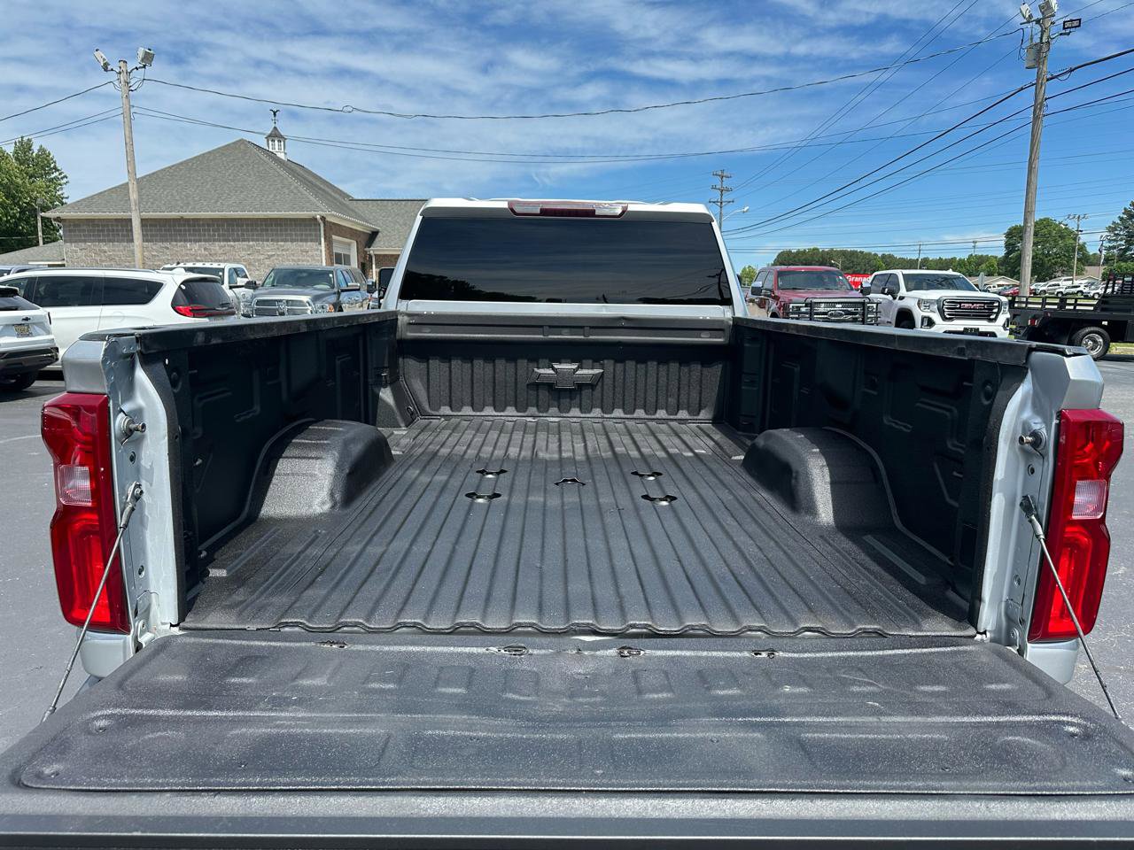 Used 2022 Chevrolet Silverado 3500 LT w/ Convenience Package AWD/4WD image 7