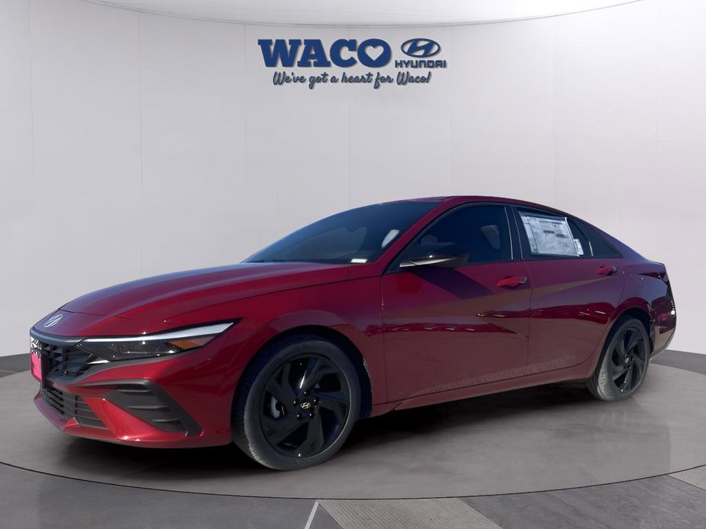 Used 2025 Hyundai Elantra Sport image 6