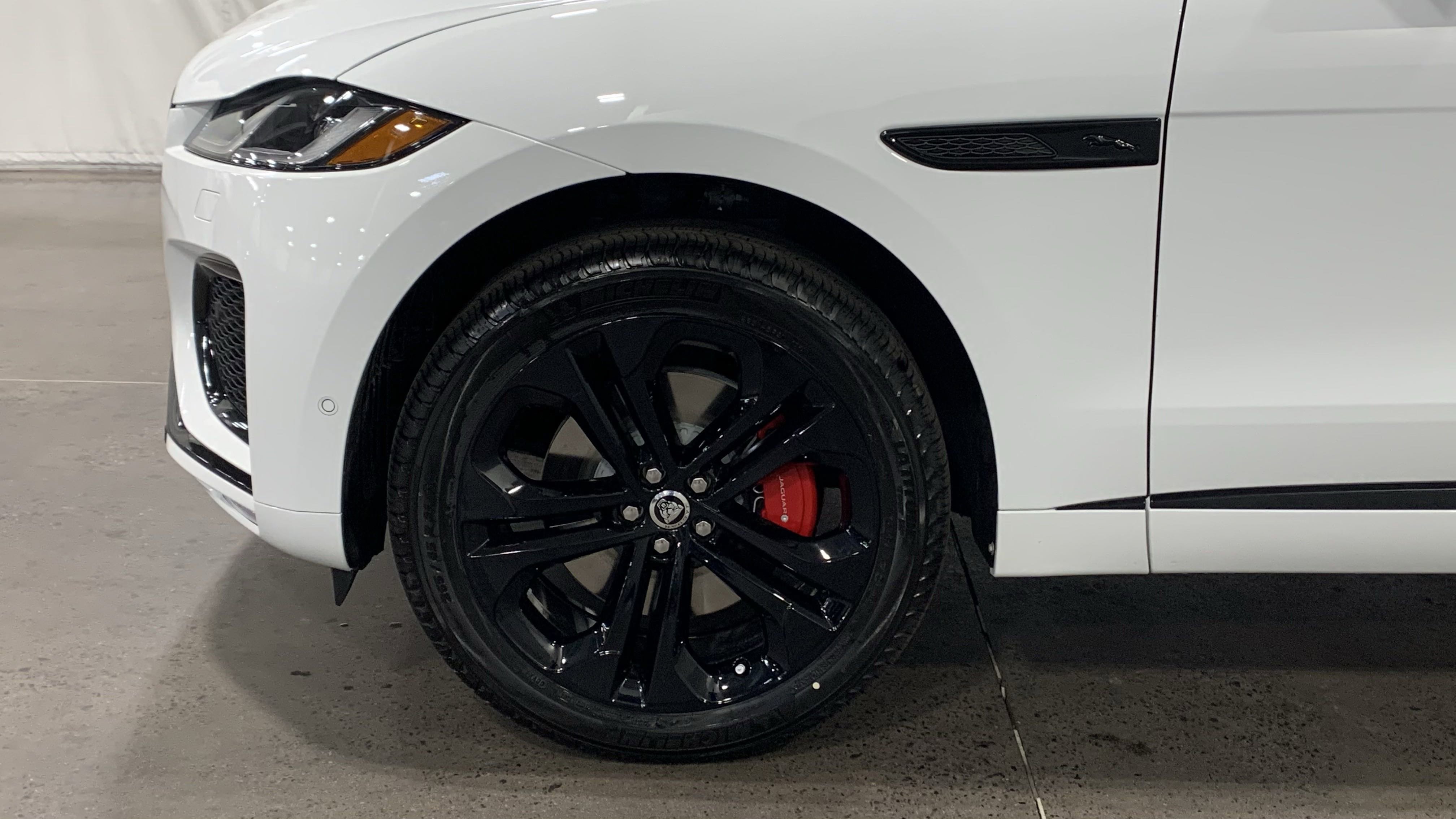 New 2026 Jaguar F-PACE R-Dynamic S image 10