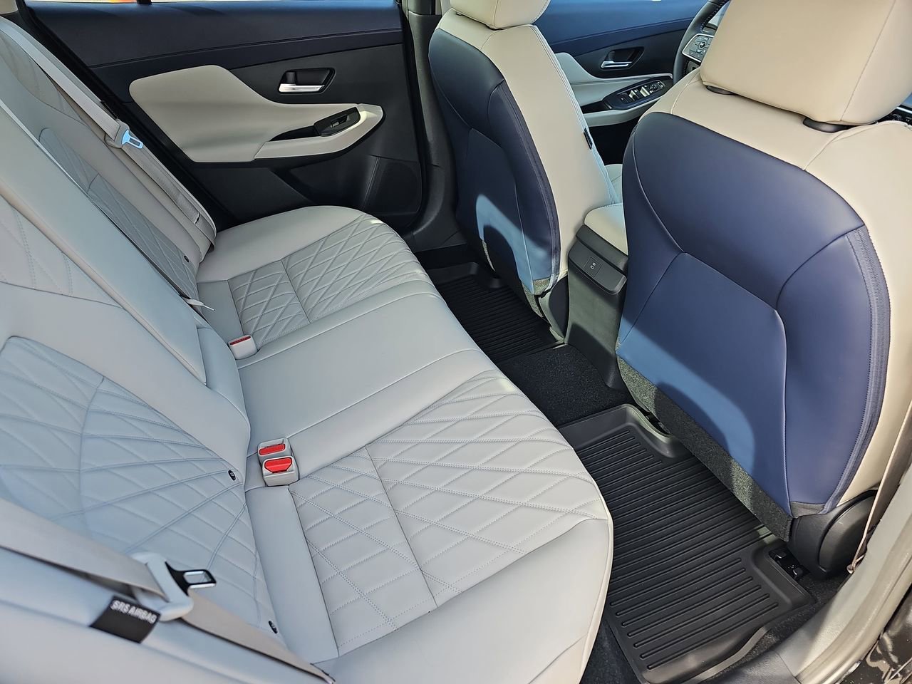 New 2026 Nissan Sentra SL w/ Floor Mat Package image 11