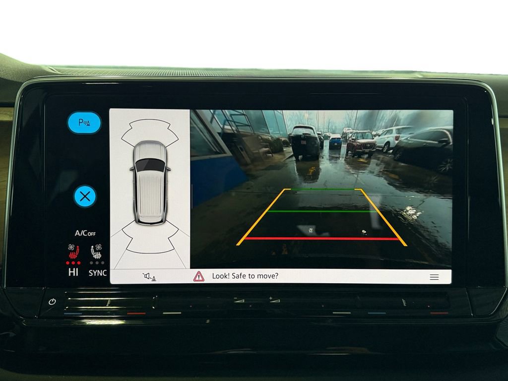 Used 2025 Volkswagen Atlas SE w/ Panoramic Sunroof Package image 15