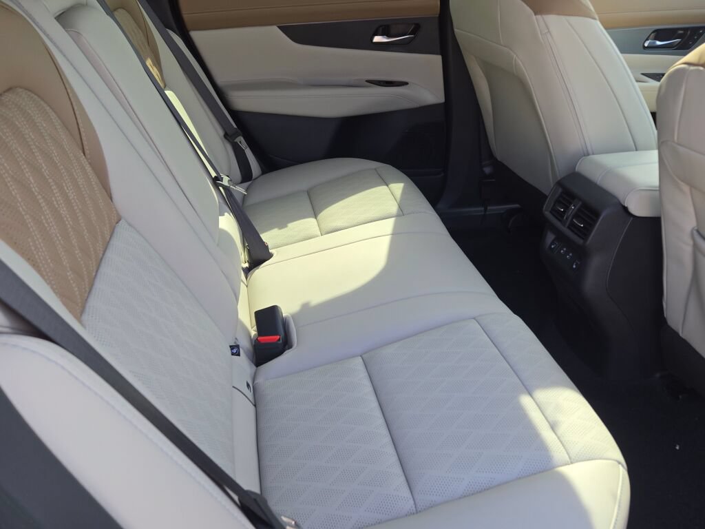 New 2026 Nissan Murano Platinum w/ Cargo Package AWD/4WD image 11