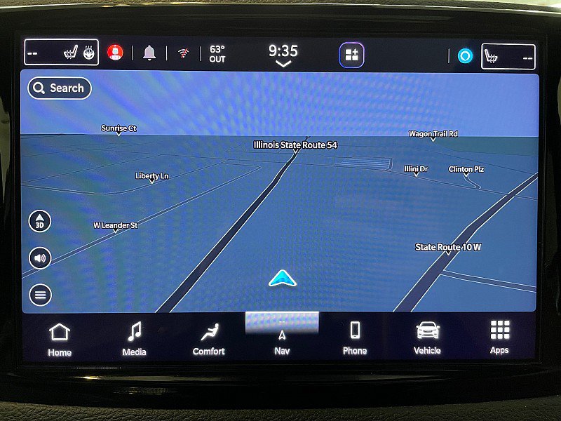 Used 2025 Chrysler Pacifica Pinnacle FWD image 13