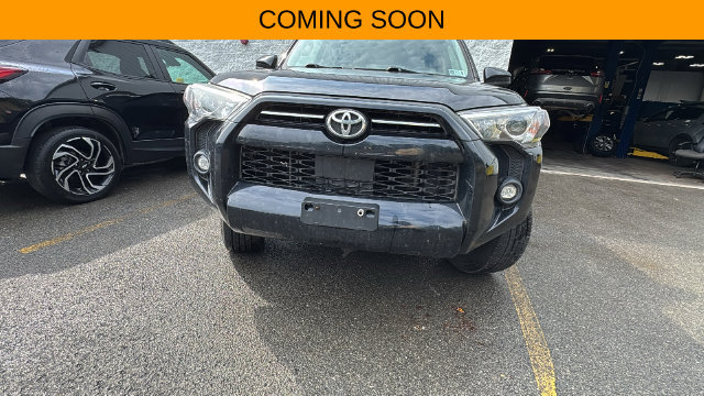Used 2021 Toyota 4Runner SR5 AWD/4WD image 4