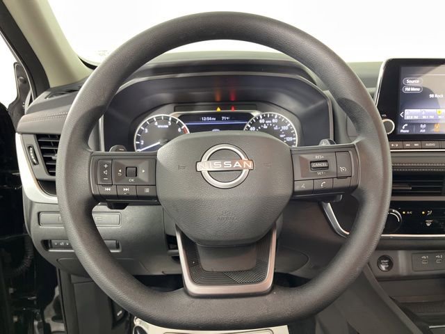 Used 2025 Nissan Rogue S image 21