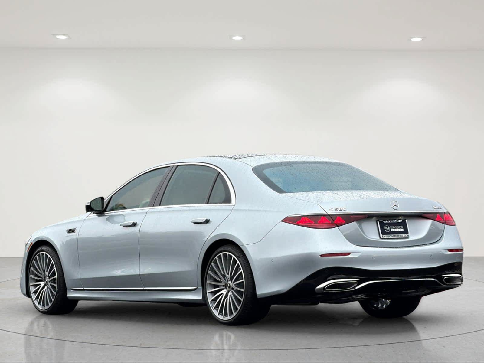 New 2027 Mercedes-Benz S 580 4MATIC Sedan image 3