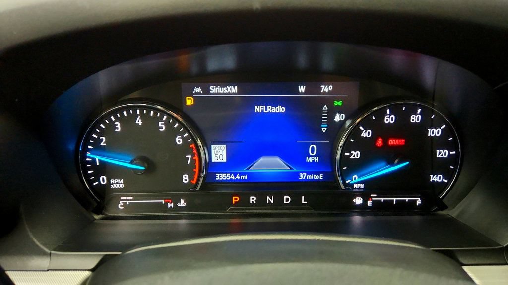 Used 2022 Ford Explorer XLT w/ Equipment Group 202A AWD/4WD image 15